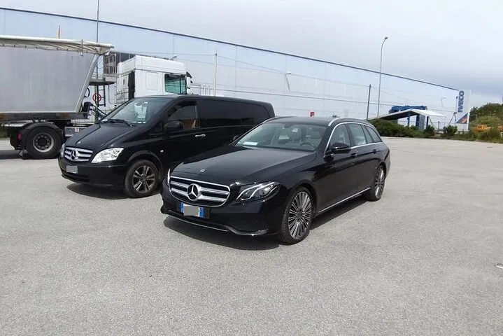 Effortless Greenock Port to Glasgow Hotel Transfer: Private & Punctual