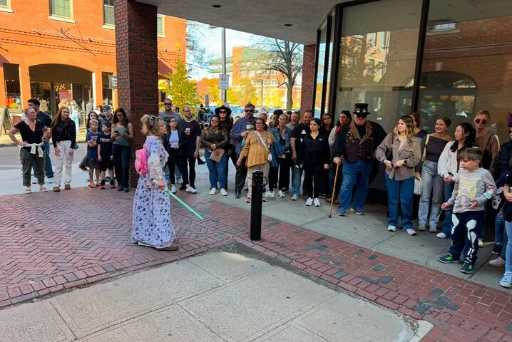 Salem Ghost Walk: Haunted History & Rockafellas Tour