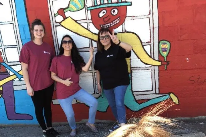 Burbank Scavenger Hunt Adventure: Explore & Compete!