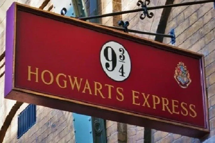 Discover the Magic: An Immersive Harry Potter London Adventure