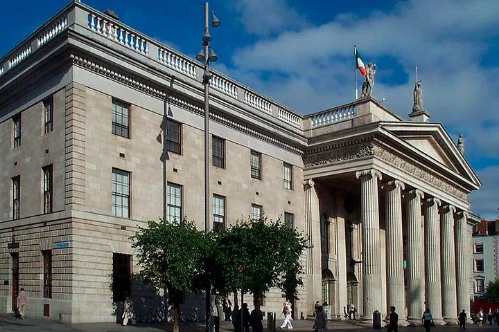 Uncover Dublin's Secrets: A Self-Guided Audio Adventure Through History