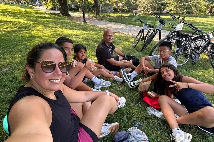 NYC Bike Rentals: Explore the City on Two Wheels!