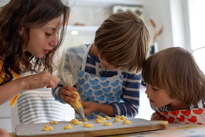Parisian Pastry Magic: A Chouquette Adventure for Kids!