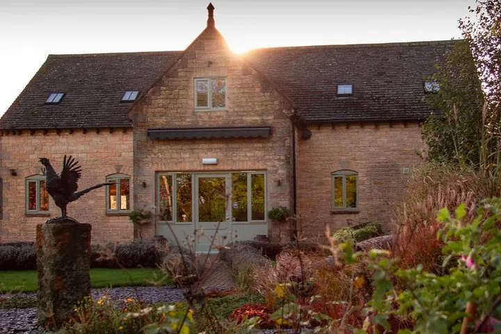 Cotswolds Whisky & Gin Tour: A Luxurious Distillery Day Trip