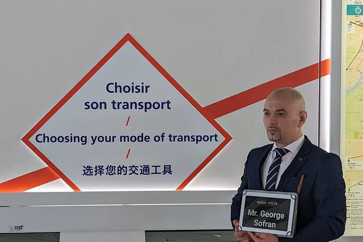 Stress-Free Paris Arrival: Private CDG Airport Transfer