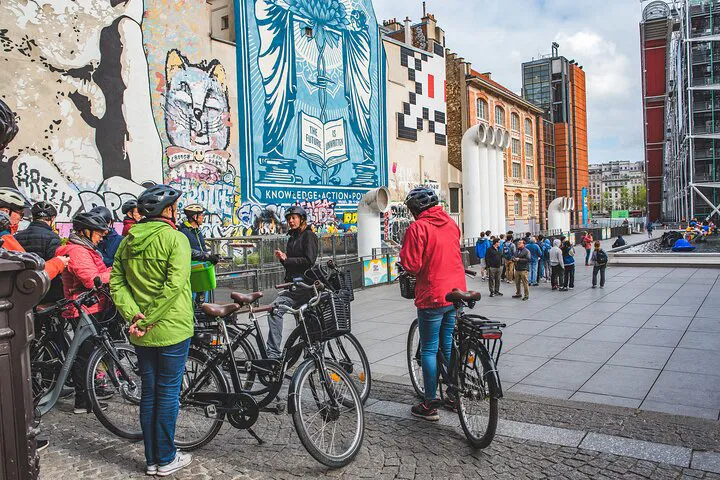 Discover Paris: A Bike Tour Through the Marais' Hidden Treasures