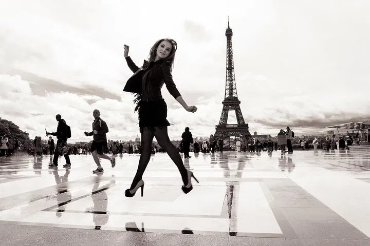 Capture Your Parisian Charm: Private Photo Shoot Experience
