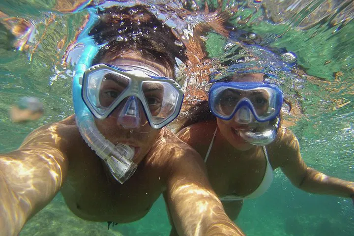 Island Rando-Palmée: Snorkel, Hike & Explore!