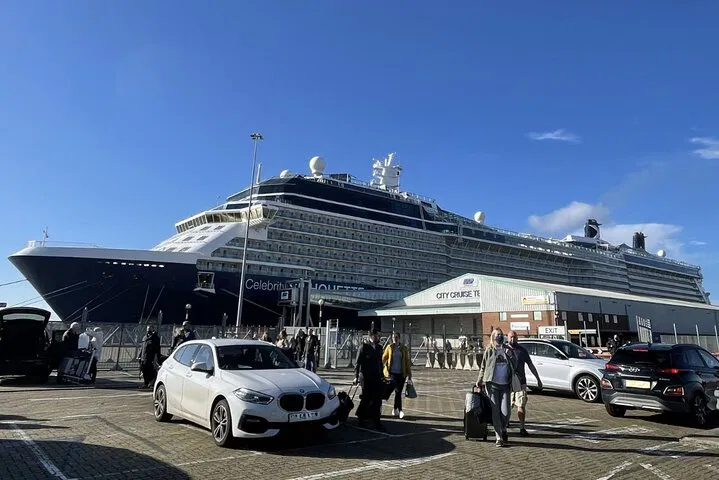 Stress-Free Southampton to Heathrow Transfers: Cruise Port to Airport in Style