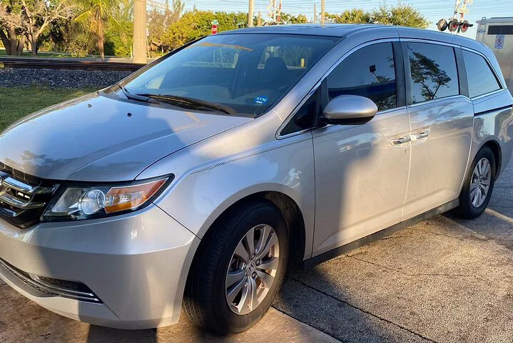 Stress-Free Rosarito Getaway: Private Airport Transfers