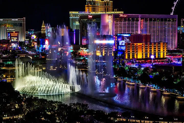 Vegas, Grand Canyon & More: 4-Day LA Adventure!