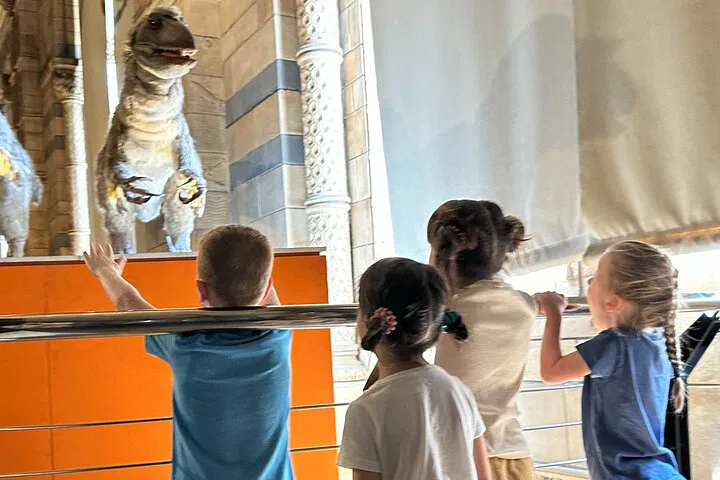 Roar into History: A Kid-Friendly Dinosaur Adventure at the Natural History Museum!