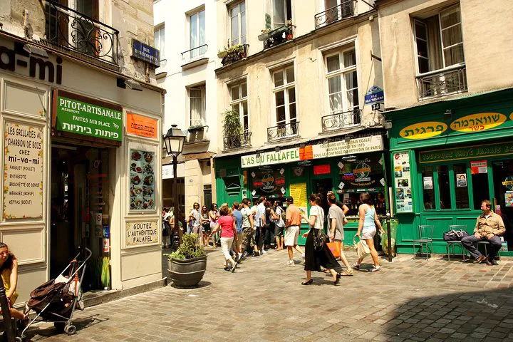 Discover Le Marais: A Kid-Friendly Audio Adventure in Paris