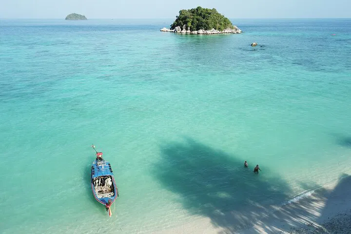Unforgettable Phuket: Private Speedboat Tour to James Bond Island