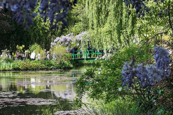 Discover Monet's Giverny: A Luxurious Half-Day Escape from Paris