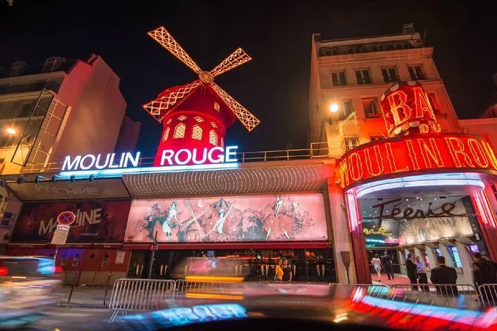 Paris by Night: Private Chauffeured City of Lights Experience