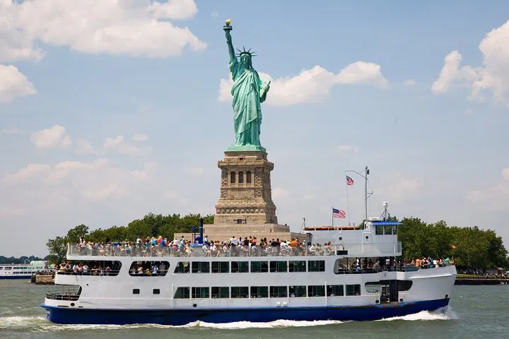 Statue of Liberty: Express Ferry Tour - Witness Liberty's Majesty