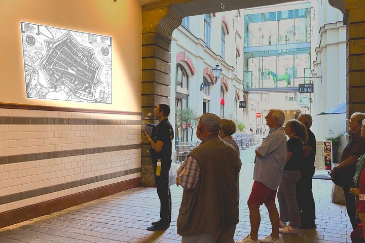 Leipzig City Tour 2.0: Multimedia Mobile Projections!