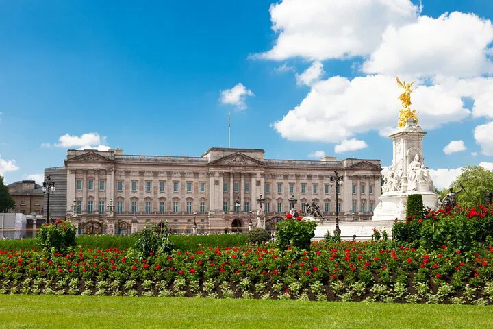 Royal London Unveiled: Westminster & Kensington Palace Journey