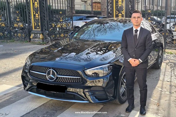 Paris Airport Transfer: Luxury Mercedes to/from CDG