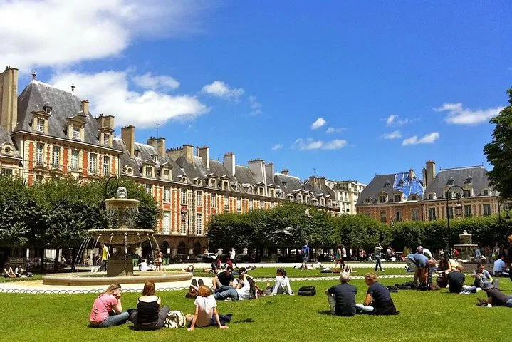 Le Marais Private Walking Tour: Explore Like a Local