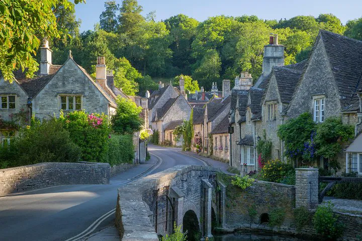 Cotswolds Day Tour: Small Group from Bath (Max 14)