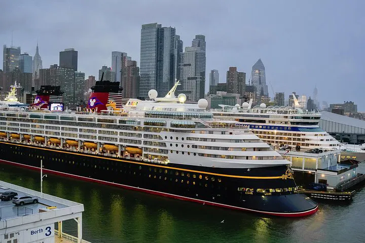 NYC Pre-Cruise Private Tour: Unveiling the Big Apple's Charm