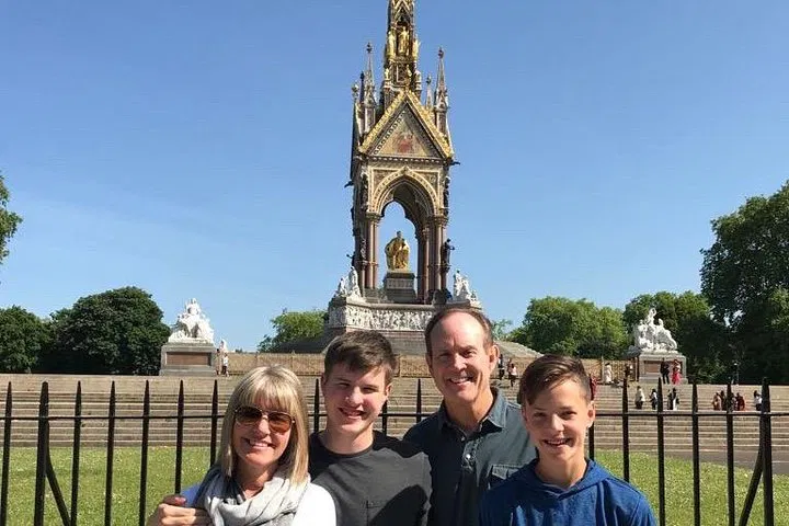 Relive Downton Abbey Magic: London Filming Locations Private Tour