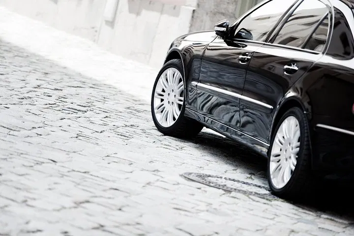 Stress-Free Airport Transfer: Heathrow to London Private Ride