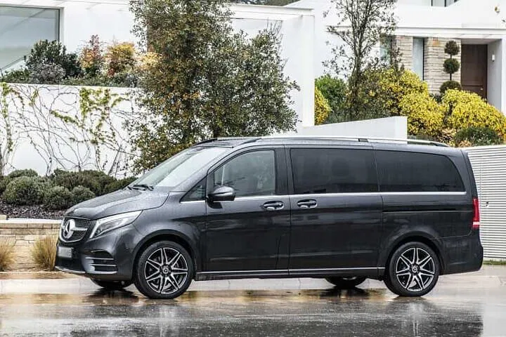 Luxury Van Transfer: Stress-Free Travel from French Riviera to Nice Airport