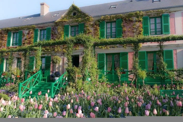 Monet's Giverny: A Parisian Escape to Impressionism's Heart