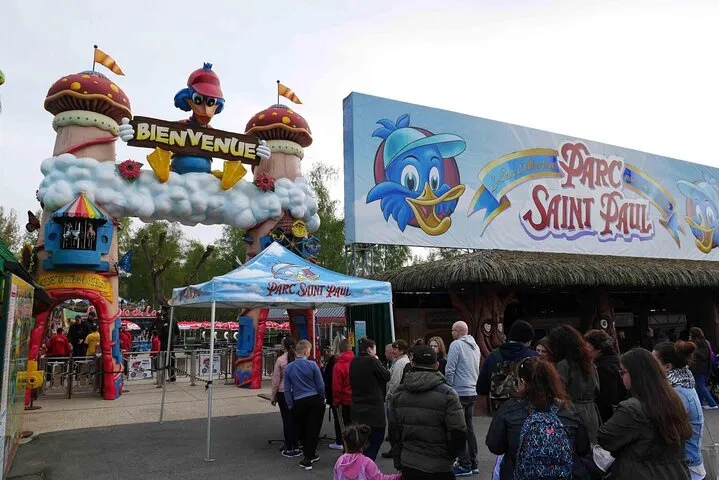 Escape to Parc Saint-Paul: Fun-Filled Day Trip with Transport Included!