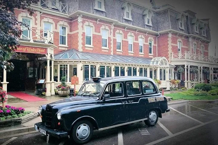 Niagara-on-the-Lake: Sip & Savor in a Classic English Cab!