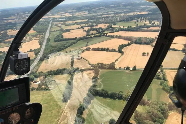 Pathfinder Helicopter Flight: Soar Above South East England's Beauty