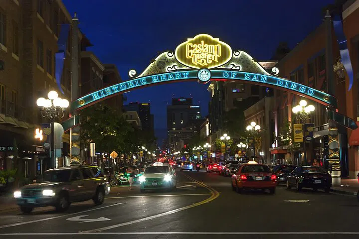 San Diego Gaslamp Quarter: Haunted Walking Tour App
