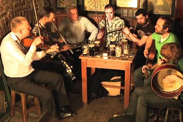 Unleash the Craic: Dublin's Ultimate Musical Pub Tour!