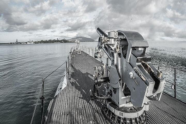 Pearl Harbor's WWII Battleships: A Poignant Journey from Waikiki