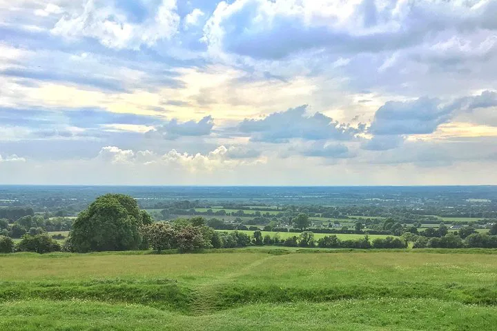 Uncover Ancient Ireland: A Mystical Hill of Tara Audio Adventure