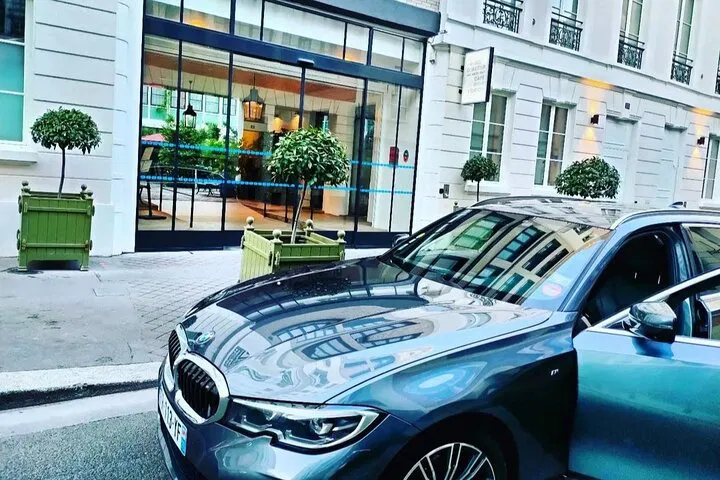Stress-Free Paris Departure: Private Airport Transfer to CDG