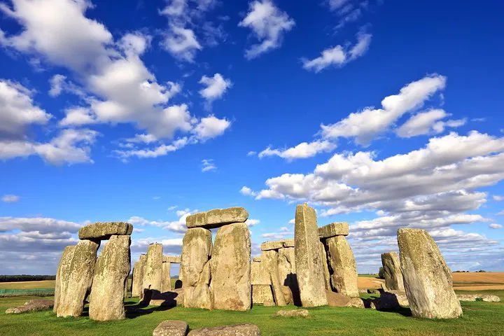 Stonehenge: Half-Day Tour from London
