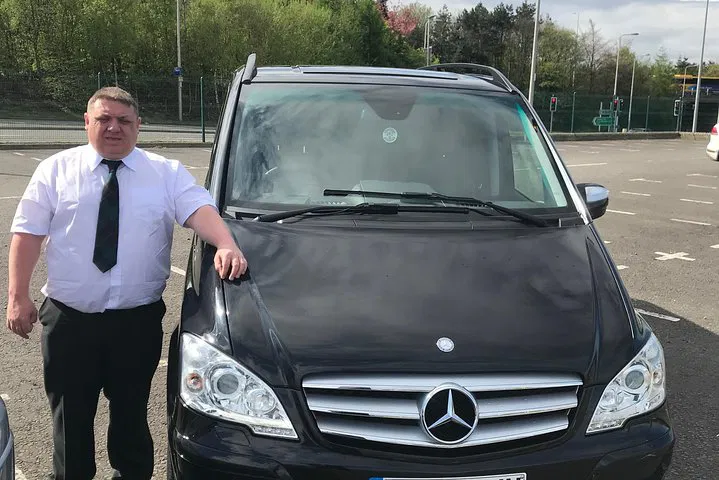 Stress-Free St Andrews Transfer: Luxury Private Ride from Edinburgh Airport