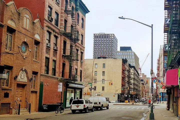 Uncover the Tenement Tales: An Immigrant Journey Through the Lower East Side