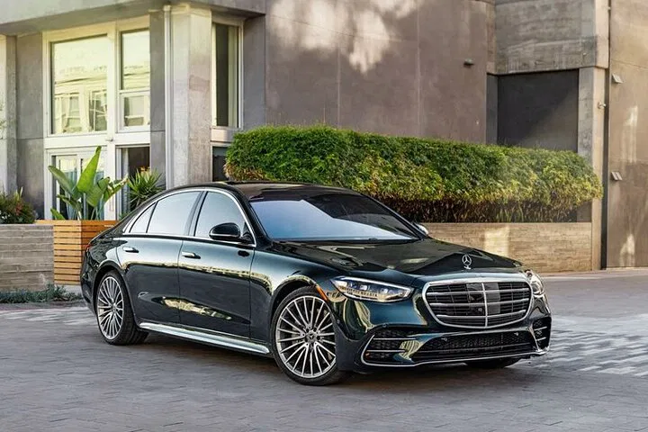Heathrow Airport Transfer: Relax & Ride to London
