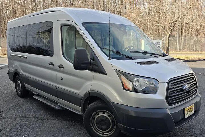 EWR Airport to Times Square Van Transfer