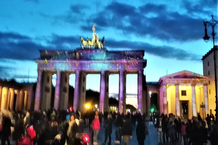 Berlin Festival of Lights Rickshaw Tour: Best Sights!