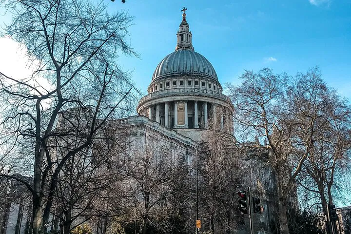 Uncover London's Rich Tapestry: A Private Historical Journey