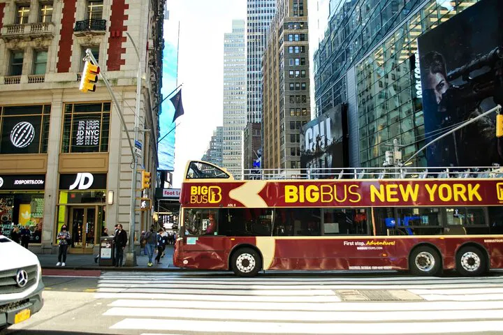 Unlock NYC: Big Bus & MoMA Combo - Art & City Views Await!