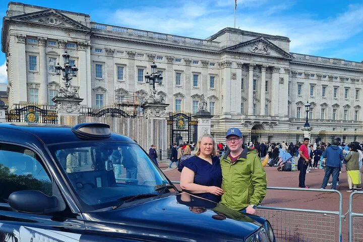 London Taxi Tour & Thames Cruise: See 50+ Top Sights!