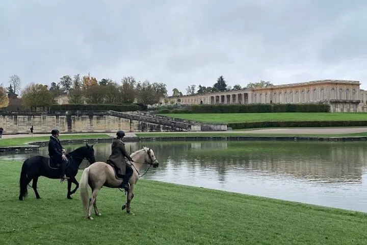 Versailles Horse Tour: Private Ride in Castle Park!