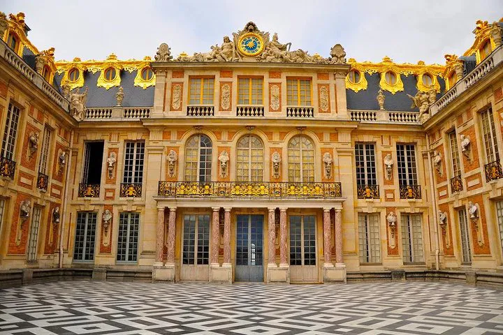 Unveiling Royal Grandeur: Private Versailles & Monet's Giverny Day Tour from Paris